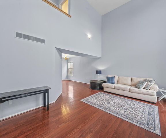 1696 Reserve Court, Ann Arbor, MI 48103