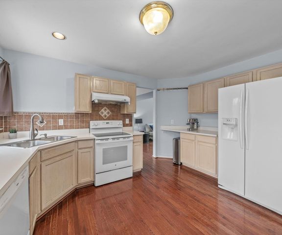 1696 Reserve Court, Ann Arbor, MI 48103