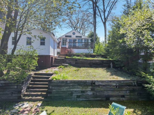 75 Witte Rd, West Milford Twp., NJ 07421