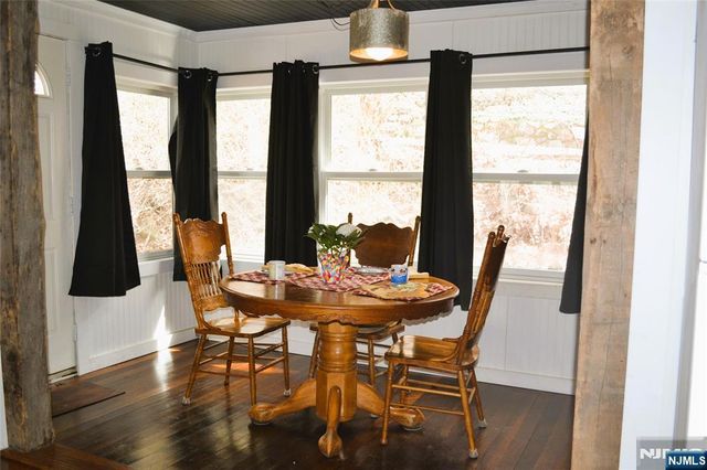 38 Mountain Trail, Sandyston, NJ 07826