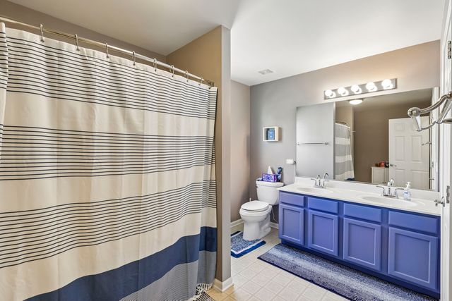 416 Grace Drive, Lake In The Hills, IL 60156