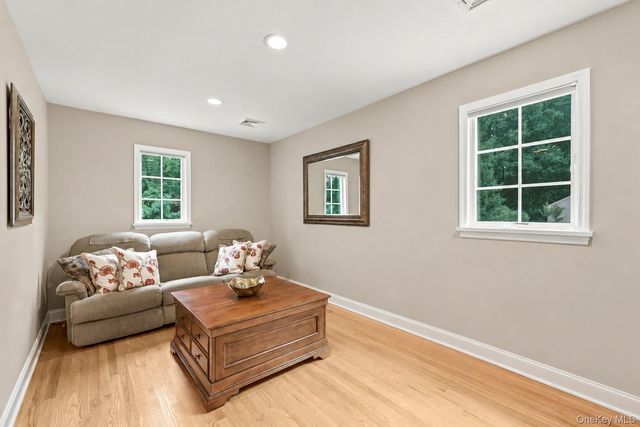 50 Wixon Pond Road, Mahopac, NY 10541