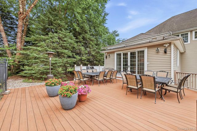 50 Wixon Pond Road, Mahopac, NY 10541