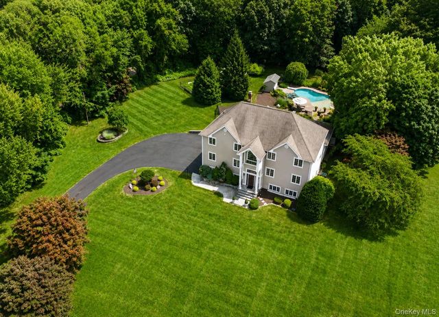 50 Wixon Pond Road, Mahopac, NY 10541