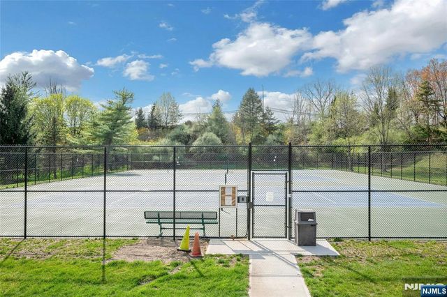18 Cable Court 48, Montville Township, NJ 07045
