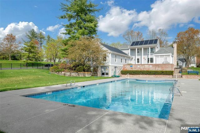 18 Cable Court 48, Montville Township, NJ 07045