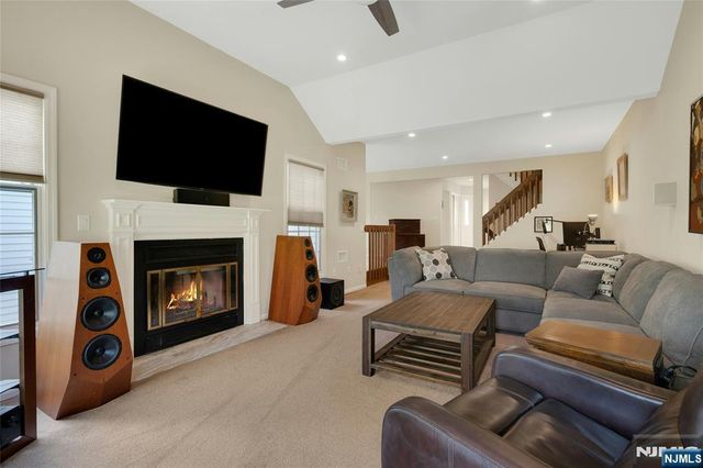 18 Cable Court 48, Montville Township, NJ 07045