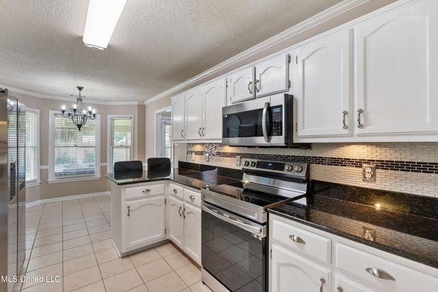 8300 Waverly Cove, Olive Branch, MS 38654