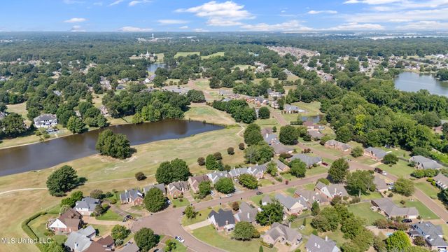 8300 Waverly Cove, Olive Branch, MS 38654