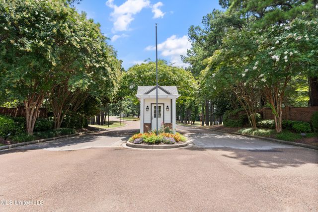 8300 Waverly Cove, Olive Branch, MS 38654