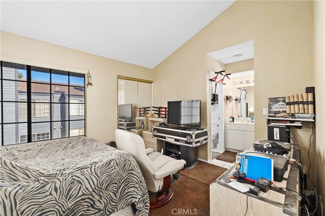 5707 Topanga Canyon Boulevard 5, Woodland Hills, CA 91367