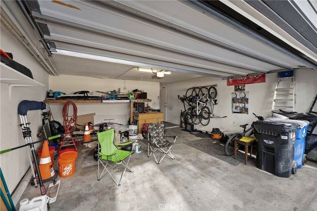 5707 Topanga Canyon Boulevard 5, Woodland Hills, CA 91367