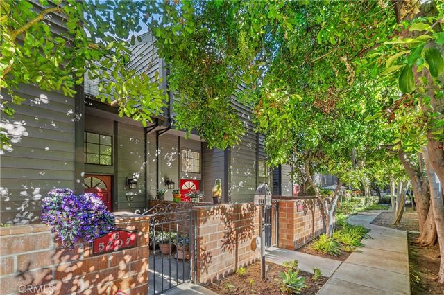 5707 Topanga Canyon Boulevard 5, Woodland Hills, CA 91367