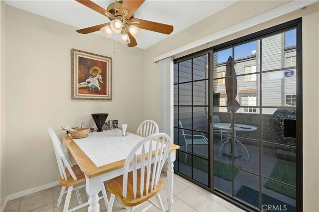 5707 Topanga Canyon Boulevard 5, Woodland Hills, CA 91367