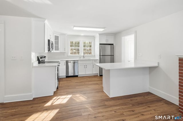 240 Browning Road, Norwich, CT 06360