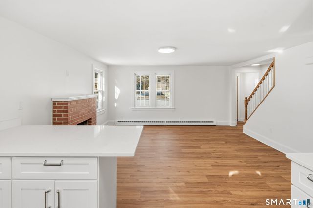 240 Browning Road, Norwich, CT 06360