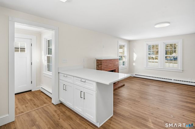 240 Browning Road, Norwich, CT 06360