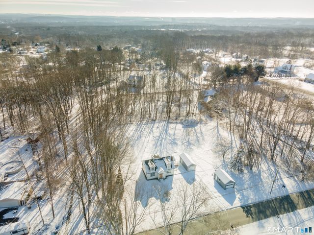 240 Browning Road, Norwich, CT 06360