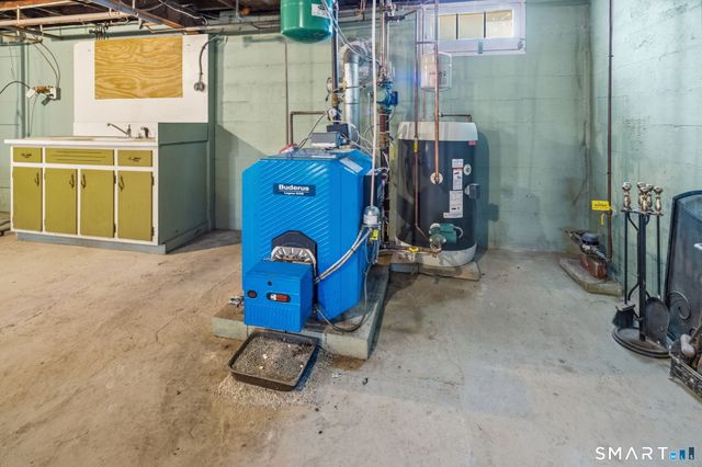 240 Browning Road, Norwich, CT 06360