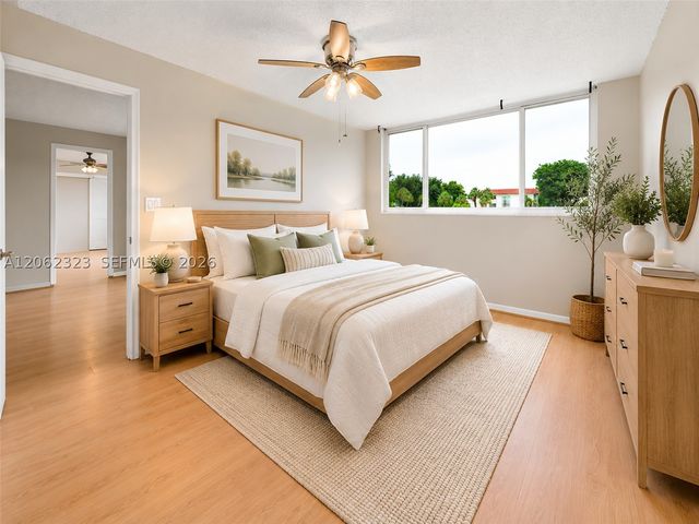800 S Hollybrook Dr 205, Pembroke Pines, FL 33025