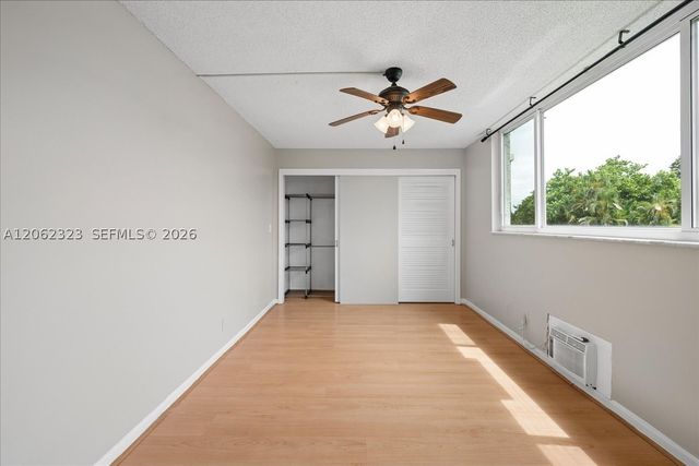 800 S Hollybrook Dr 205, Pembroke Pines, FL 33025