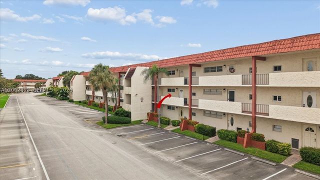 800 S Hollybrook Dr 205, Pembroke Pines, FL 33025