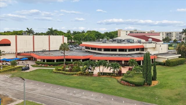 800 S Hollybrook Dr 205, Pembroke Pines, FL 33025