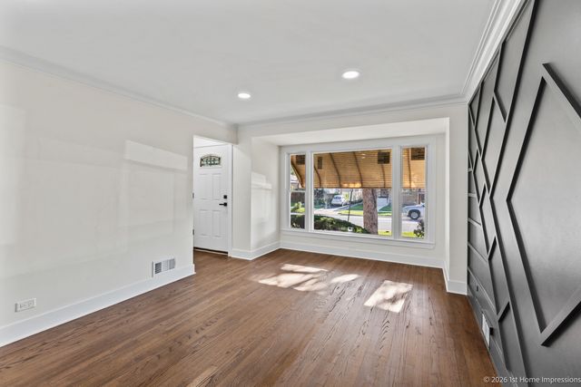 12334 S Loomis Street, Calumet Park, IL 60827