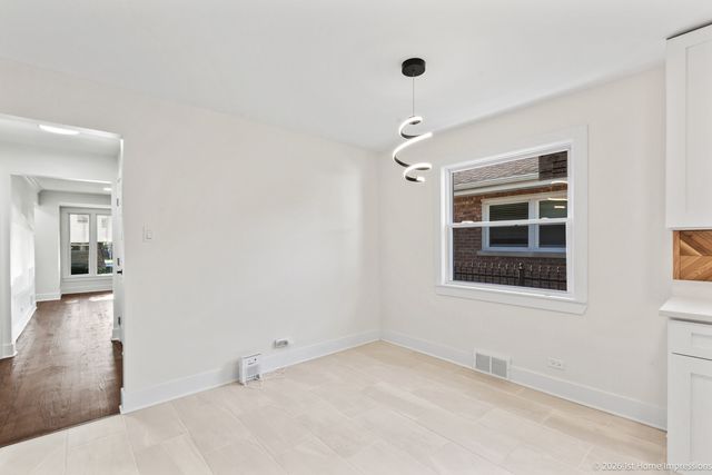 12334 S Loomis Street, Calumet Park, IL 60827