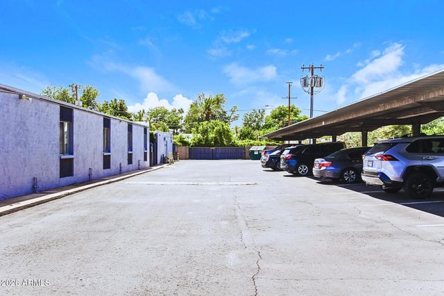 6320 N 16th Street 32, Phoenix, AZ 85016
