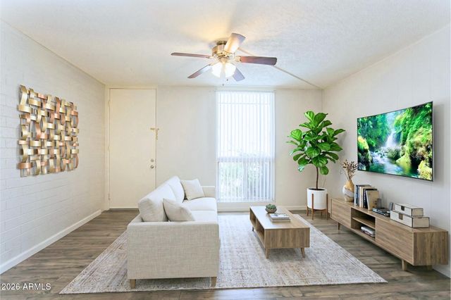 6320 N 16th Street 32, Phoenix, AZ 85016