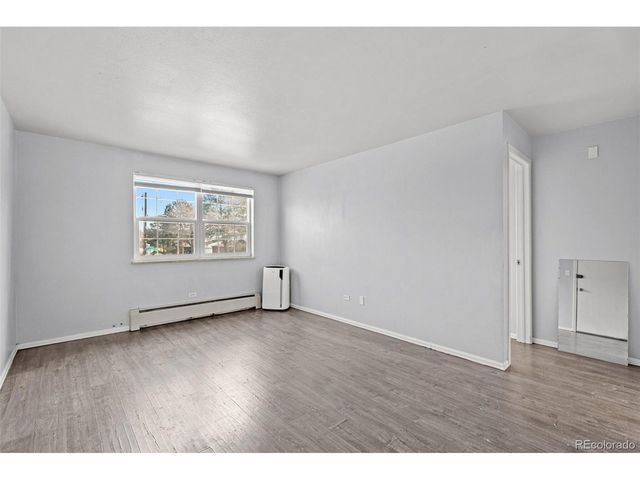 2397 S Locust, Denver, CO 80222