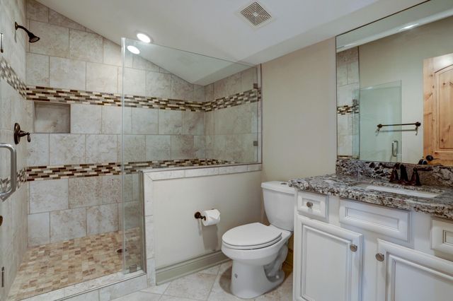 2466 Beacon Circle, League City, TX 77573