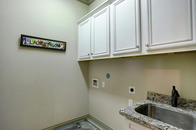 2466 Beacon Circle, League City, TX 77573