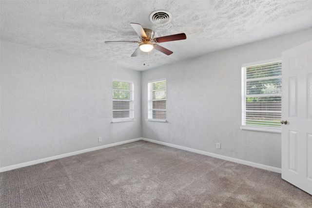 2120 Nottingham Boulevard, Fort Worth, TX 76112
