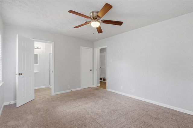 2120 Nottingham Boulevard, Fort Worth, TX 76112
