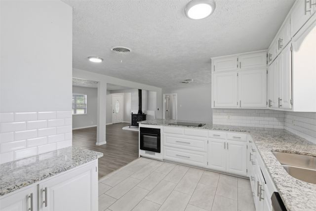 2120 Nottingham Boulevard, Fort Worth, TX 76112