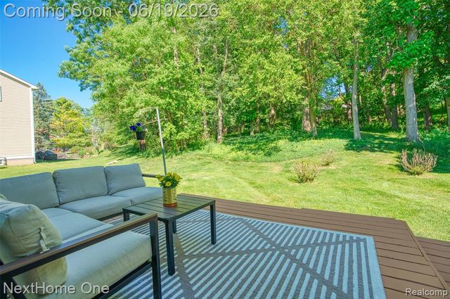 6448 Grand Circle Drive, Brighton, MI 48116
