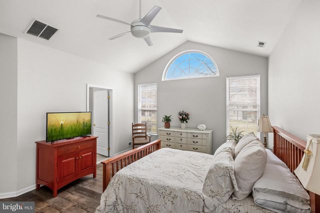 135 PAISLEY PL, Hainesport, NJ 08036