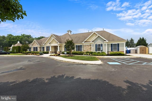 135 PAISLEY PL, Hainesport, NJ 08036