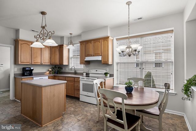 135 PAISLEY PL, Hainesport, NJ 08036