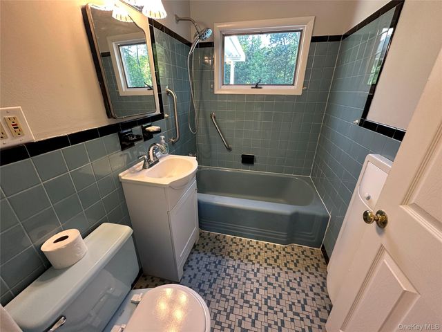 382 Convent Road, Blauvelt, NY 10913