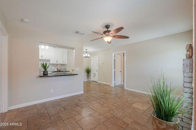 3511 E BASELINE Road 1004, Phoenix, AZ 85042