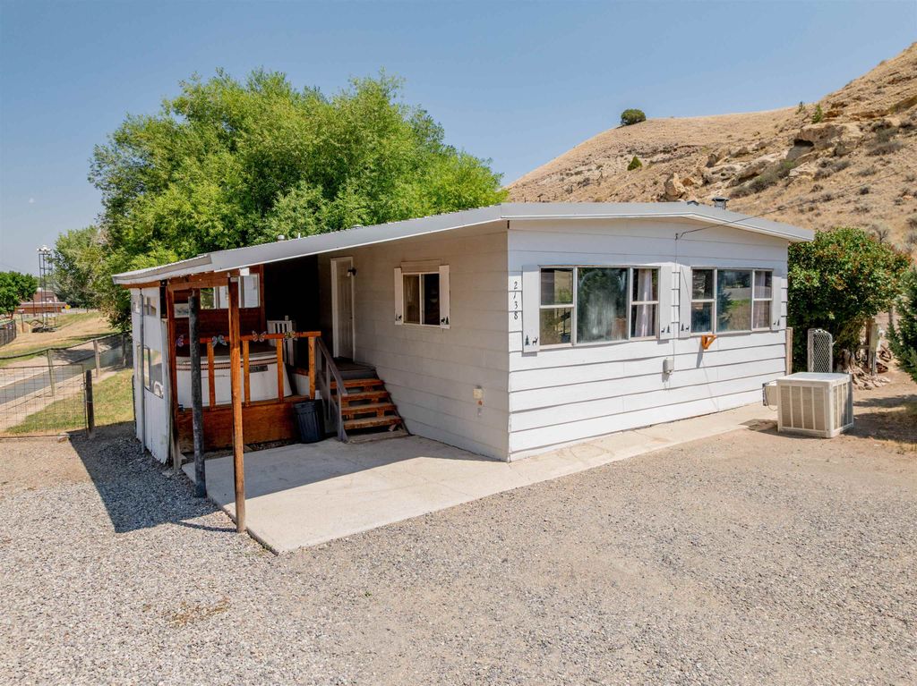 2138 Nevada St, Meeteetse, WY 82433 photo 1