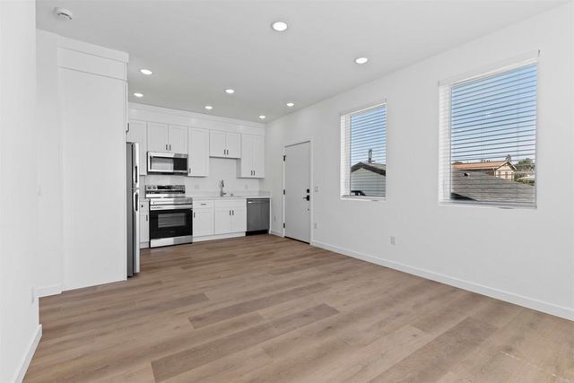2810 2818 Nye Street, San Diego, CA 92111