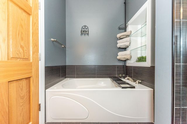 857 Wildt Street, Ann Arbor, MI 48103