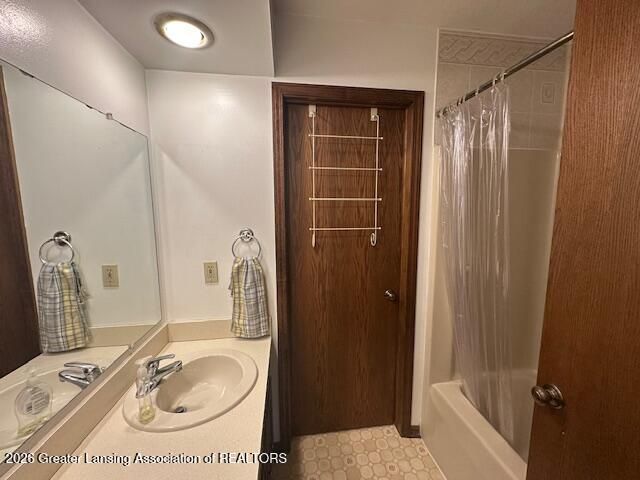 1584 Stonehaven Drive, Holt, MI 48842