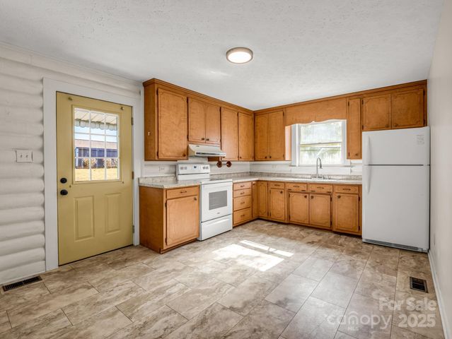 1640 Lithia Springs Road, Shelby, NC 28150