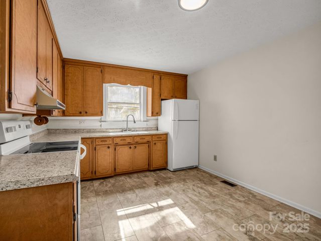 1640 Lithia Springs Road, Shelby, NC 28150