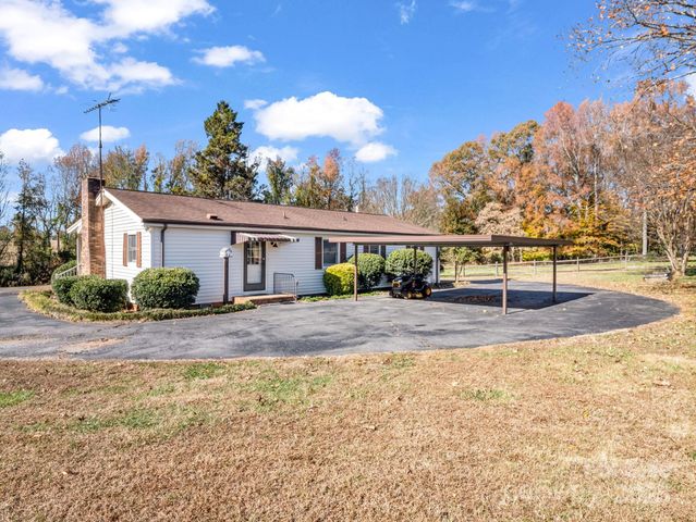 1640 Lithia Springs Road, Shelby, NC 28150